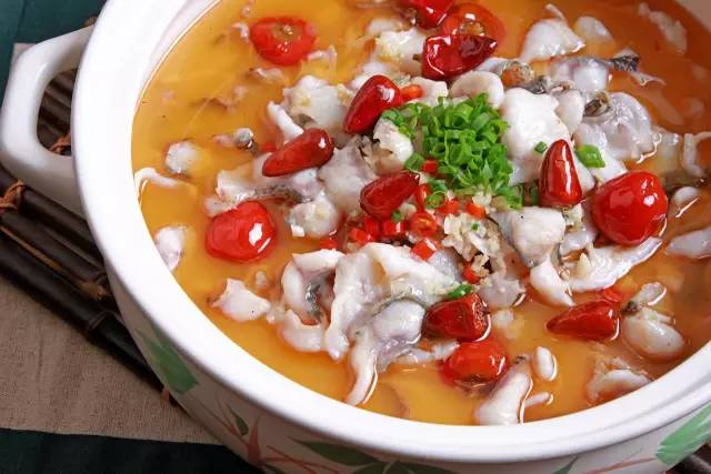 又要火了！这位帅气壮男，在宁波开了一家餐厅！女食客都疯狂了