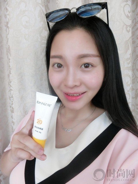 悦享阳光无负担有丹姿润白一夏