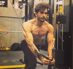 女性经常去健身房能达到丰胸的效果吗？应该怎么锻炼胸肌呢？