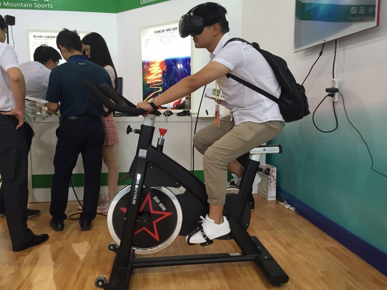 在家就能环游世界？一口唾液就能测出患病概率？贵州绿博会上都能体验，最后一天抓紧去逛逛