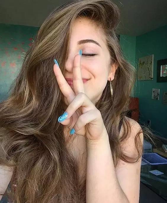 美容引起皮肤过敏怎么办,美容院干敏皮肤如何护理