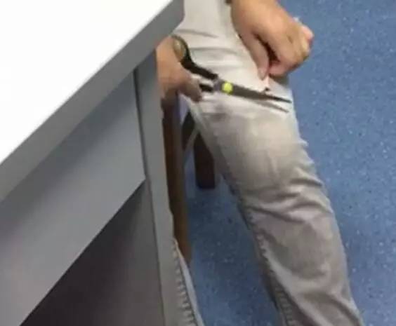 致敬暴雨时守护我们的人,致敬在暴雨中的坚守