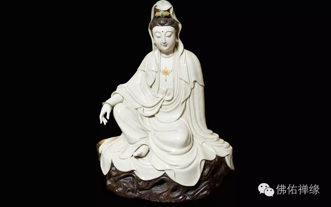 观音菩萨佛像正确供法,菩萨圣像怎么摆放
