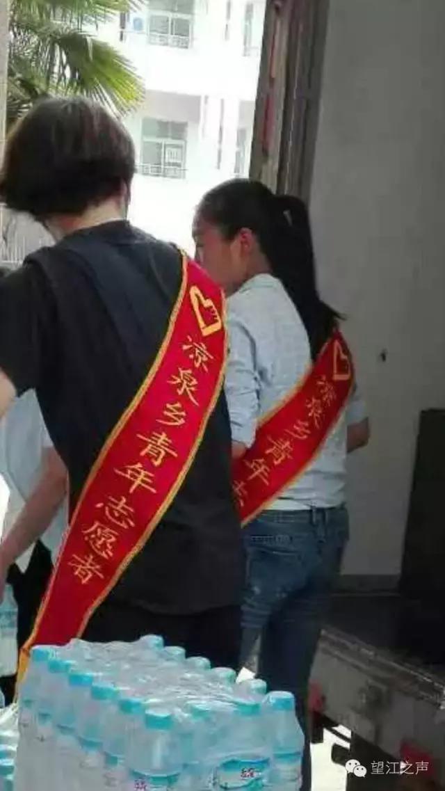 巾帼不让须眉英姿飒爽花木兰,巾帼不让须眉的女英雄花木兰