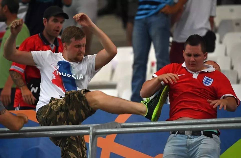 悲喜穿肠过，人生是个球|欧洲杯结束了