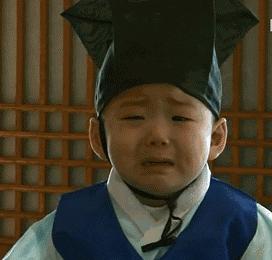 躲过宋仲基没躲过宋明国！那些年刷爆我们表情包的萌娃们