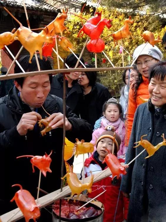 失传已久的街边老手艺,济南老泉城路消失的老铺子