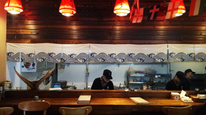 漫步工体，鳗步吃鱼。