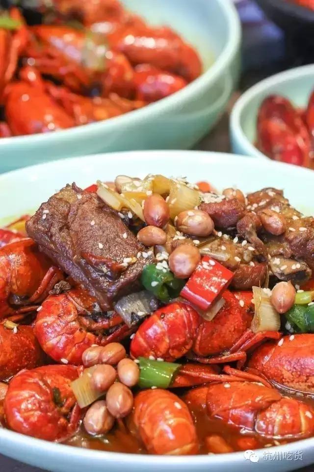 张嘉佳小龙虾,张嘉佳小龙虾微博