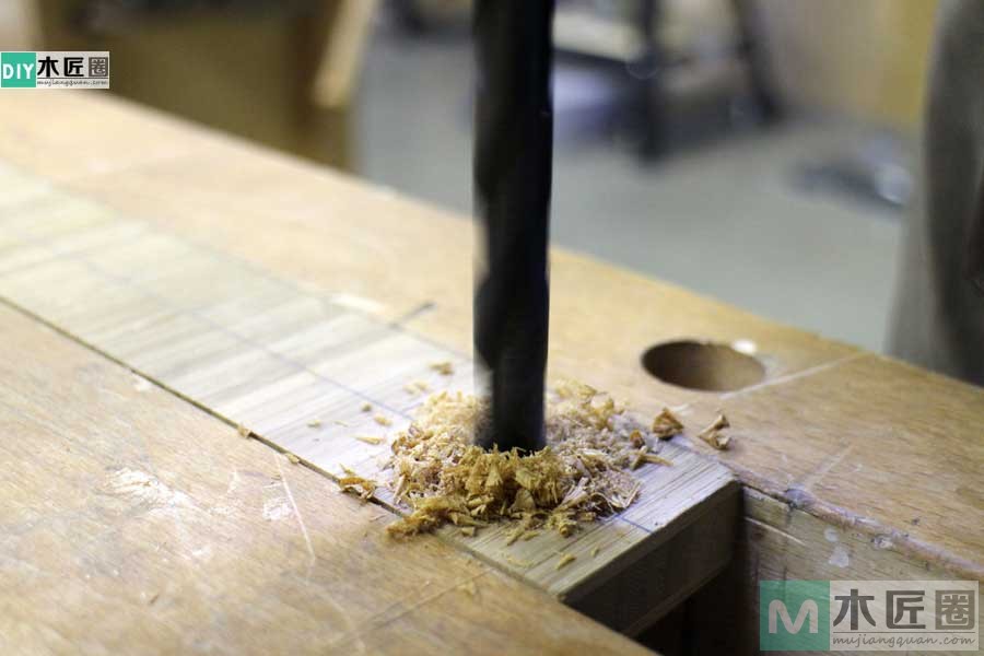 木工做酒柜红酒倒挂架,自做红酒杯倒挂架