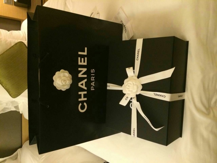 半年她居然集齐了这多款大牌包,看见喜欢的像着了迷