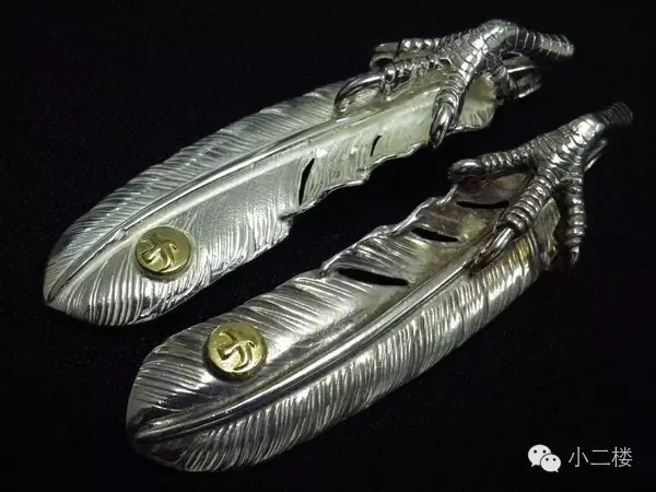 明星身上带的银饰品都是他做的—GOROS丨高桥吾郎