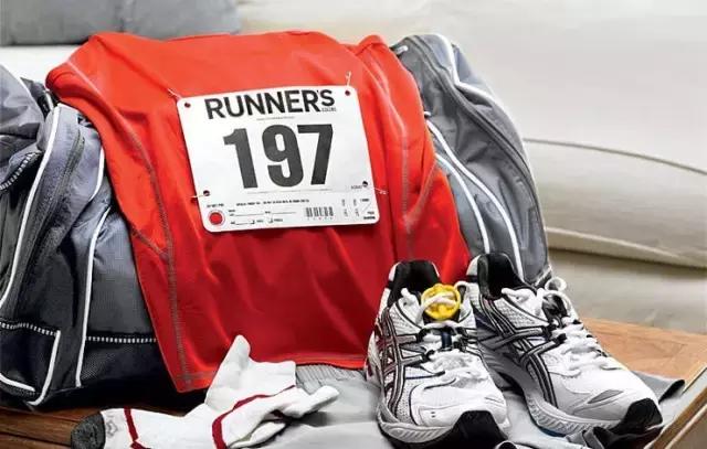 该怎么练才能跑好一场马拉松,跑半程马拉松的26个技巧与建议