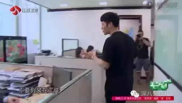 一个韩国出道的香港boy，为什么可以赢尽所有大咖的喜爱