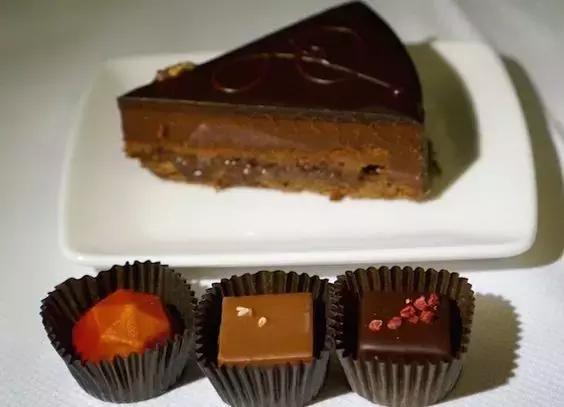 哪些航空公司飞机餐好吃,哪家航空公司飞机餐最难吃