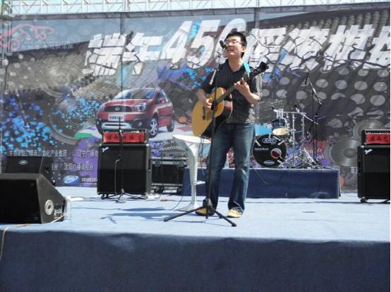 北谣计划系列巡演8.6沈阳東厰酒吧朱岩+壹月