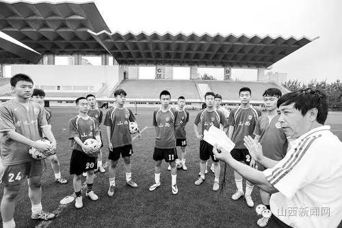 孝义中学辛鹏,孝义中学足球特长生辛鹏