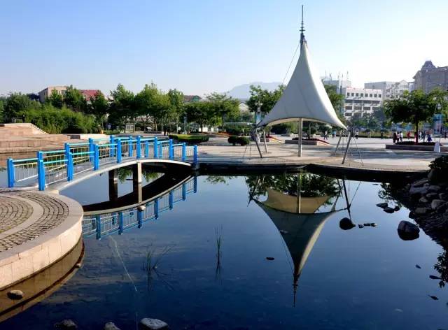 青岛哪个区最适合上班,在青岛和上海上班的区别