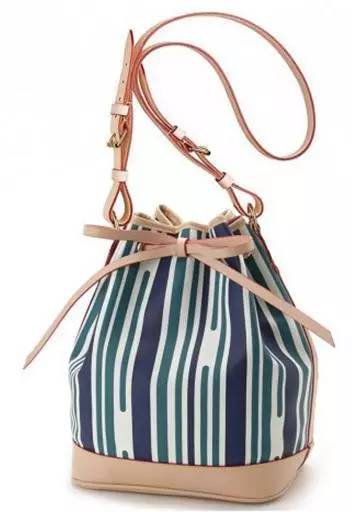 包包适合买什么牌子,夏天必买的十款包包品牌