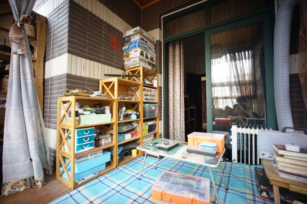 Hi-Fi+家庭影院+数控机床+模型+茶道+抄经=机长空间