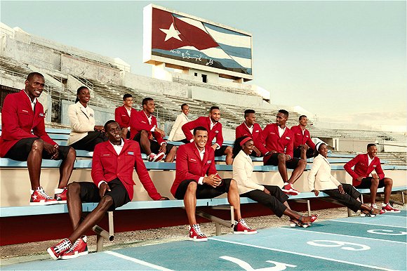 奥运会各国代表队队服曝光，中国队遭吐槽番茄炒蛋”？