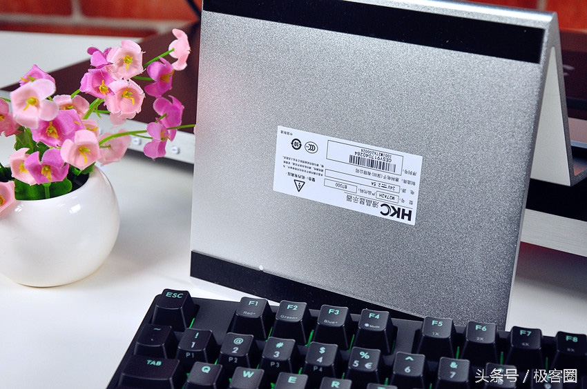 推荐几款设计用的显示器,入门级设计类显示器