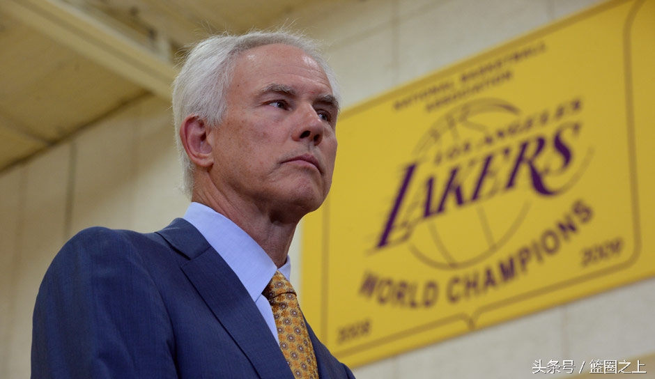 16座晃眼的冠军金杯！尽管落魄，他们才是洛城的主人！