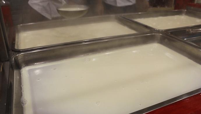 这艘巨型渔船终于驶入泉州，鱼控们上船后已经失控！