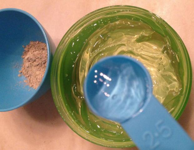 都知道芦荟胶可以护理皮肤，但是不知道芦荟胶跟它搭配效果这么好