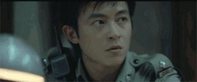 冠希哥虽然撕了女神，但我还是迷恋他