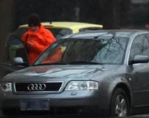 赵薇狂赚44亿图片,赵薇炒股日赚74亿