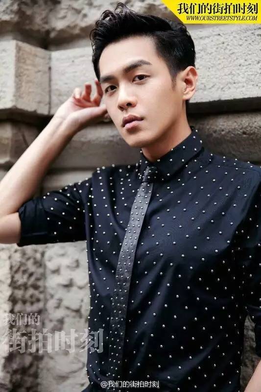 教你妆｜看看男装周男模们的脸，你还好意思不护肤？送茱莉蔻～