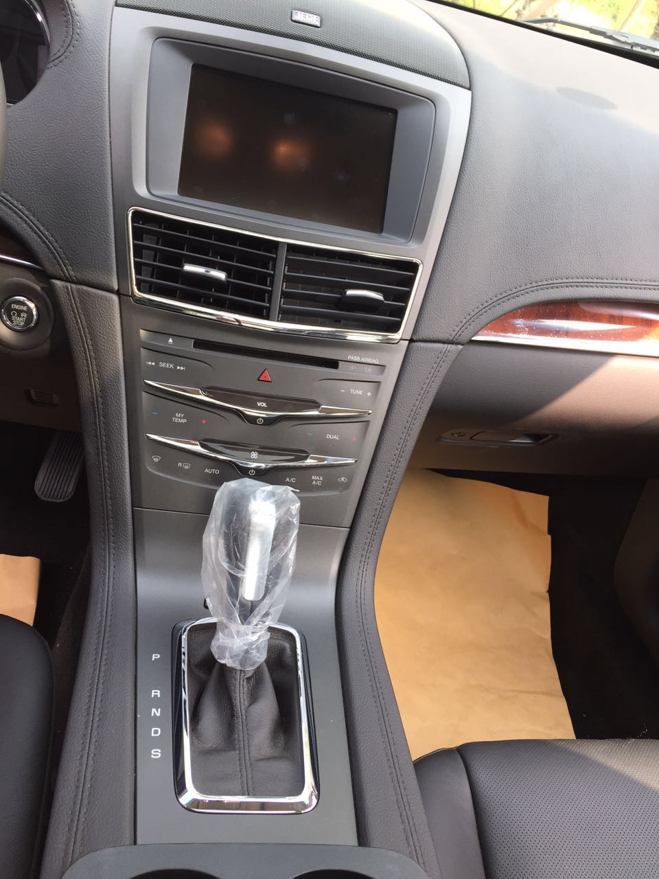 林肯mkt加速抖动,林肯提车真实感受