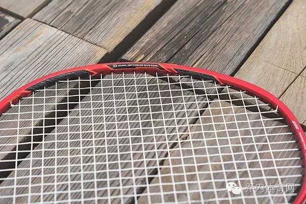 弓剑之后,谁将坐上平衡拍的铁王座?——YONEXDUORA7双刃战拍评测