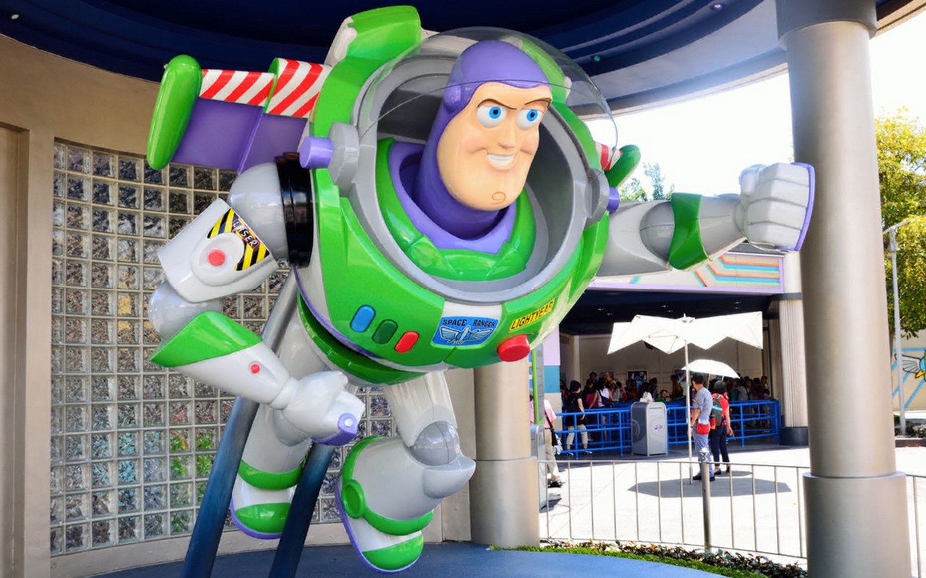 上海迪士尼夏季值得去吗,上海迪士尼冬日新巡游路线图