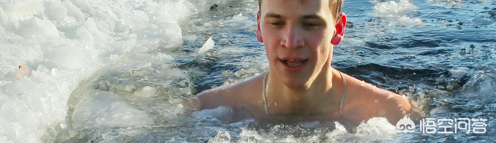 运动员比赛结束后进冷冻箱,运动员进冷冻箱