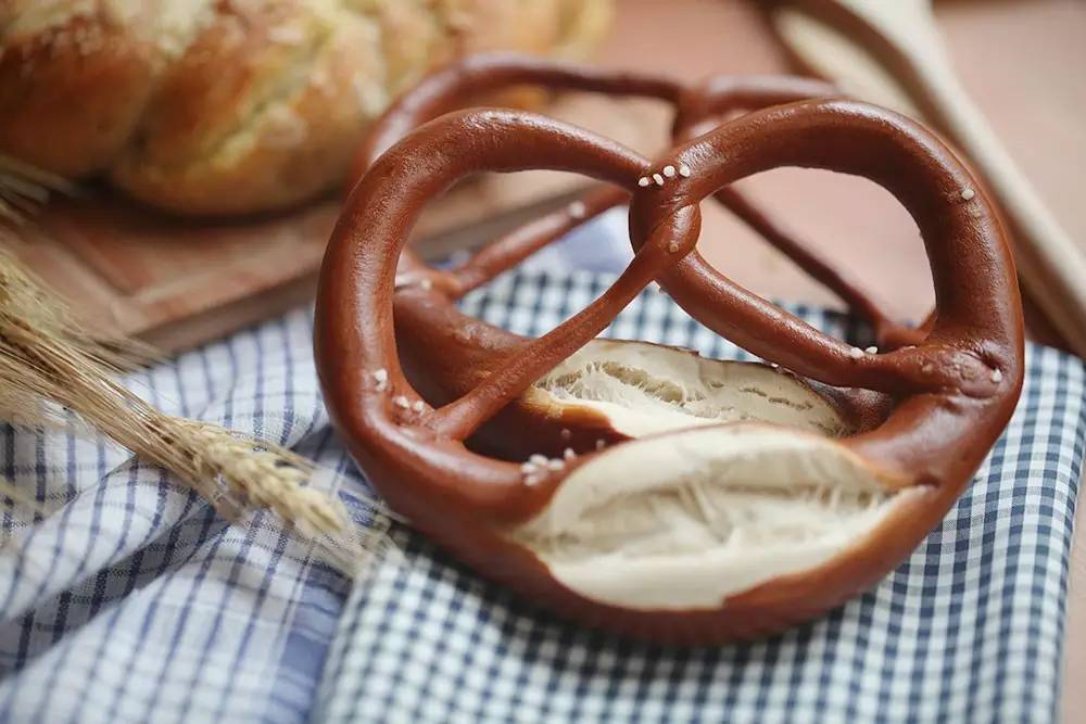 故事|离开工作十年的腾讯，她开了家不一样的面包店