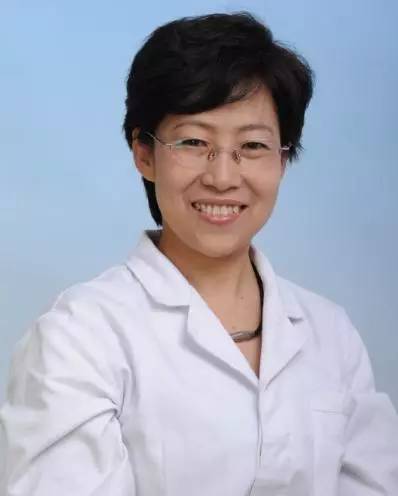 宝宝吃母乳宝妈能点眼药吗,如何给小宝宝滴眼药的小技巧