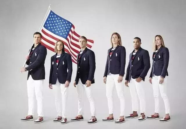 奥运队服,奥运国旗披身