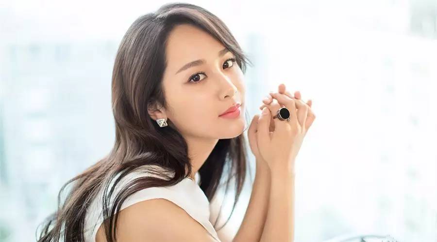 杨紫欢乐颂邱莹莹,杨紫邱莹莹可爱