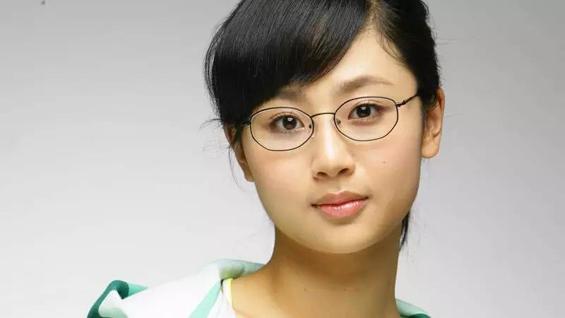 杨紫欢乐颂邱莹莹,杨紫邱莹莹可爱