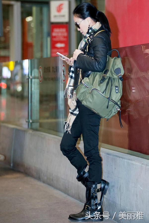 burberry的包值得买吗,burberry经典的英伦格子包