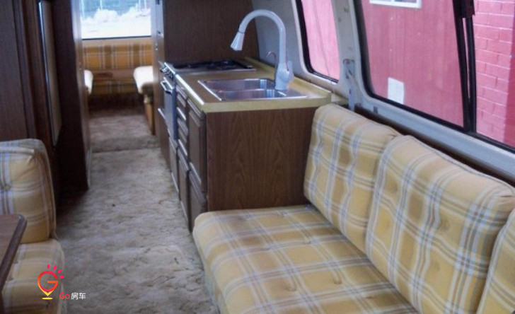 老爷车三轮车房车,经典老房车