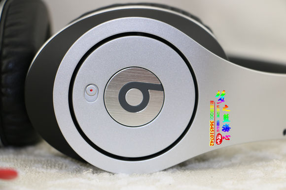 魔声录音师beats第一代说明书,魔声beats录音师一代需要充电么