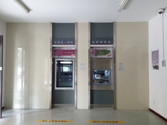 太原理工大学学姐迎新,新生怎么去太原理工大学