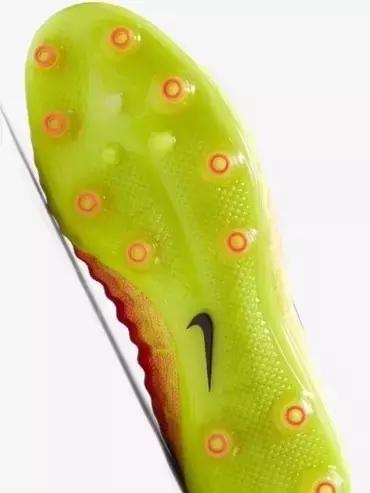 与MagistaObraII在未来相遇