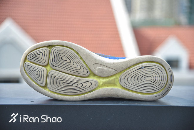 TopX|硬碰硬较量四款主流缓冲跑鞋横评对比