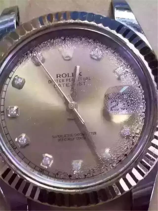 电话手表进水了怎么处理,手表进水修一下后还是正常使用吗