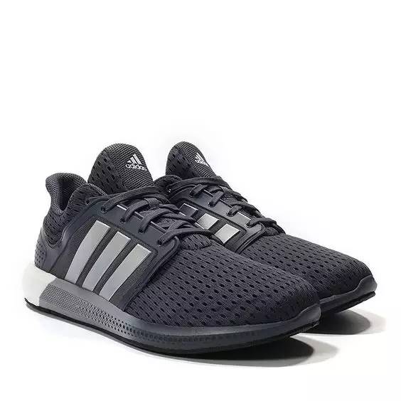 脚感好的小众鞋款,盘点又好看又冷门的潮鞋