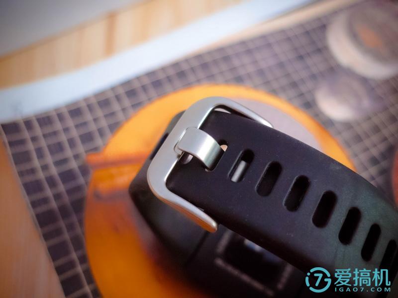 乐心运动手表充电,乐心运动手表显示实时数据